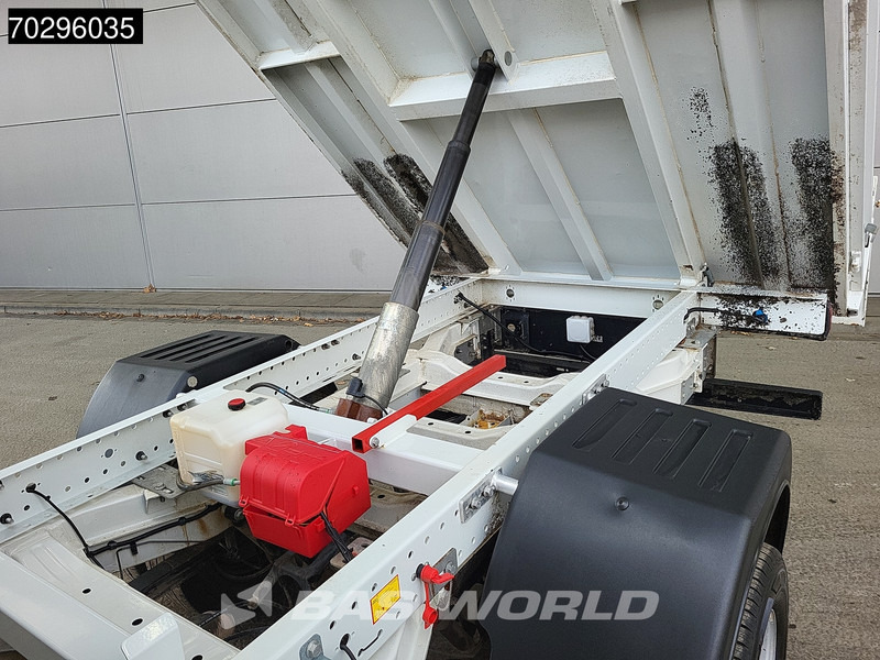 MAN TGE 5.120 Kipper met Kist Dubbellucht 3,5t Trekhaak Navi Airco Cruise Camera Euro6 Kieper Tipper Benne Airco Trekhaak Cruise control - Tipper van: picture 2 MAN TGE 5.120 Kipper met Kist Dubbellucht 3,5t Trekhaak Navi Airco Cruise Camera Euro6 Kieper Tipper Benne Airco Trekhaak Cruise control - Tipper van: picture 2