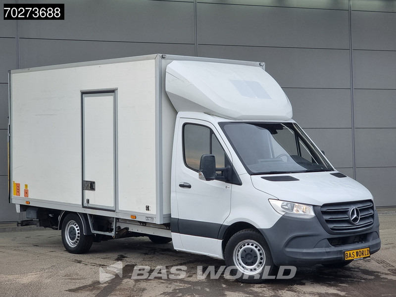 Mercedes-Benz Sprinter 314 CDI Automaat Laadklep Zijdeur Bakwagen Airco Cruise Camera MBUX Meubelbak Koffer 20Airco Cruise control - Box van: picture 2 Mercedes-Benz Sprinter 314 CDI Automaat Laadklep Zijdeur Bakwagen Airco Cruise Camera MBUX Meubelbak Koffer 20Airco Cruise control - Box van: picture 2