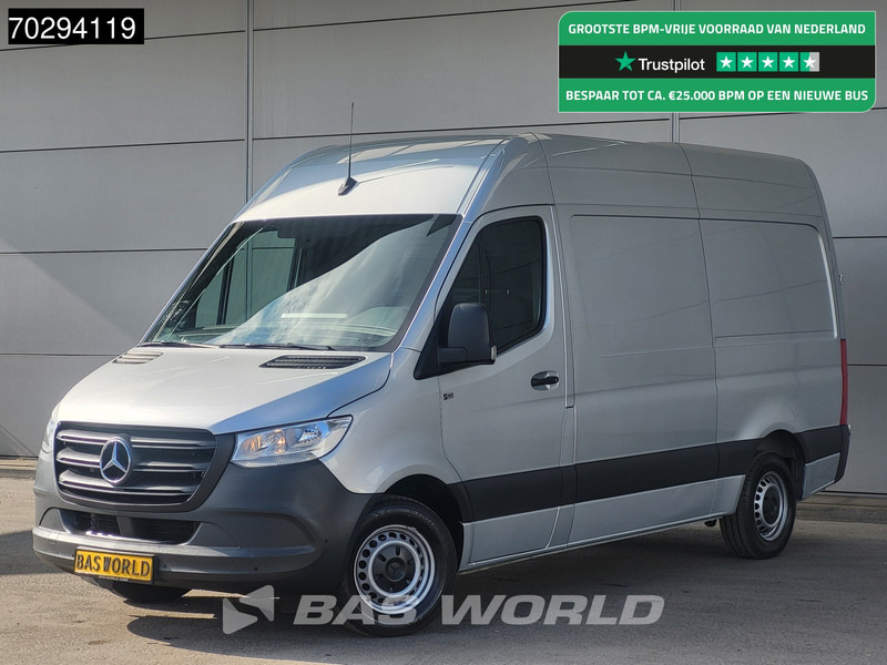Mercedes-Benz Sprinter 315 CDI Automaat L2H2 150PK Airco Camera Parkeersensoren MBUX CarPlay Euro6 L2 12m3 Airco - Small van: picture 1 Mercedes-Benz Sprinter 315 CDI Automaat L2H2 150PK Airco Camera Parkeersensoren MBUX CarPlay Euro6 L2 12m3 Airco - Small van: picture 1