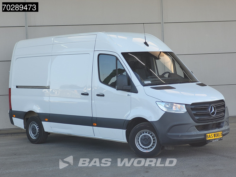 Mercedes-Benz Sprinter 315 CDI Automaat L2H2 150PK Airco Cruise Camera MBUX CarPlay Euro6 L2 12m3 Airco Cruise control - Panel van: picture 3 Mercedes-Benz Sprinter 315 CDI Automaat L2H2 150PK Airco Cruise Camera MBUX CarPlay Euro6 L2 12m3 Airco Cruise control - Panel van: picture 3