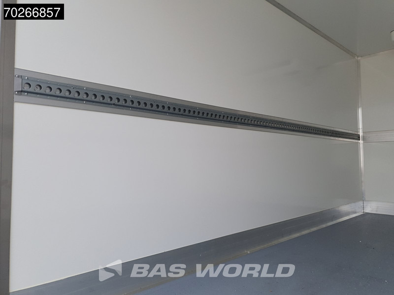 Mercedes-Benz Sprinter 315 CDI Koelwagen Achterdeuren Thermo King C-250 Airco MBUX Koel Koeler Kühl Kühler Kühlwagen Kühlkoffer 17m3 Airco Cruise contr - Refrigerated van: picture 5 Mercedes-Benz Sprinter 315 CDI Koelwagen Achterdeuren Thermo King C-250 Airco MBUX Koel Koeler Kühl Kühler Kühlwagen Kühlkoffer 17m3 Airco Cruise contr - Refrigerated van: picture 5