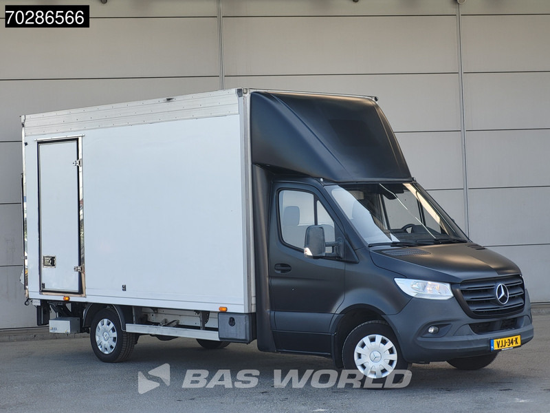 Mercedes-Benz Sprinter 316 CDI Laadklep Zijdeur Bakwagen Airco Cruise APK 02-2026 Euro6 Meubelbak Koffer 22m3 Airco Cruise control - Box van: picture 5 Mercedes-Benz Sprinter 316 CDI Laadklep Zijdeur Bakwagen Airco Cruise APK 02-2026 Euro6 Meubelbak Koffer 22m3 Airco Cruise control - Box van: picture 5