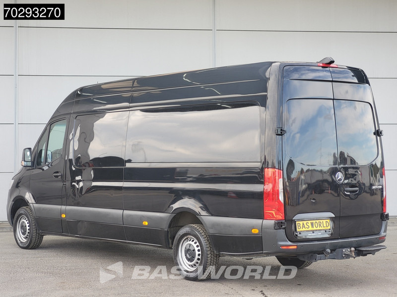 Mercedes-Benz Sprinter 317 CDI Automaat L3H2 3,5t Trekhaak Airco Cruise Camera Parkeersensoren MBUX CarPlay Euro6 L3 15m3 Airco Trekhaak - Panel van: picture 2 Mercedes-Benz Sprinter 317 CDI Automaat L3H2 3,5t Trekhaak Airco Cruise Camera Parkeersensoren MBUX CarPlay Euro6 L3 15m3 Airco Trekhaak - Panel van: picture 2