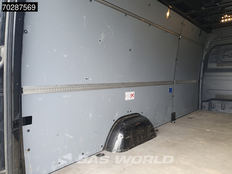 Mercedes-Benz Sprinter 317 CDI Automaat L3H2 3500KG Trekhaak 170PK Airco Camera Parkeersensoren MBUX CarPlay Euro6 L3 15m3 Airco Trekhaak - Panel van: picture 3 Mercedes-Benz Sprinter 317 CDI Automaat L3H2 3500KG Trekhaak 170PK Airco Camera Parkeersensoren MBUX CarPlay Euro6 L3 15m3 Airco Trekhaak - Panel van: picture 3