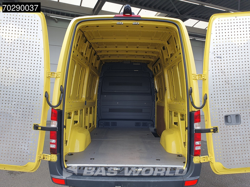 Mercedes-Benz Sprinter 319 CDI Automaat 3.0 V6 L2H2 3500kg trekhaak Navi Camera Airco Cruise L2 12m3 Airco Trekhaak Cruise control - Panel van: picture 3 Mercedes-Benz Sprinter 319 CDI Automaat 3.0 V6 L2H2 3500kg trekhaak Navi Camera Airco Cruise L2 12m3 Airco Trekhaak Cruise control - Panel van: picture 3