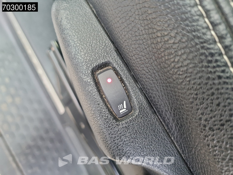 Small van Opel Vivaro 145pk IRMSCHER Dubbel Cabine 2x Schuifdeur L2H1 Trekhaak Airco Cruise Camera Parkeersensoren Leder APK 10-2026 Euro6 L2 DC Doka Mixto: picture 19 Small van Opel Vivaro 145pk IRMSCHER Dubbel Cabine 2x Schuifdeur L2H1 Trekhaak Airco Cruise Camera Parkeersensoren Leder APK 10-2026 Euro6 L2 DC Doka Mixto: picture 19