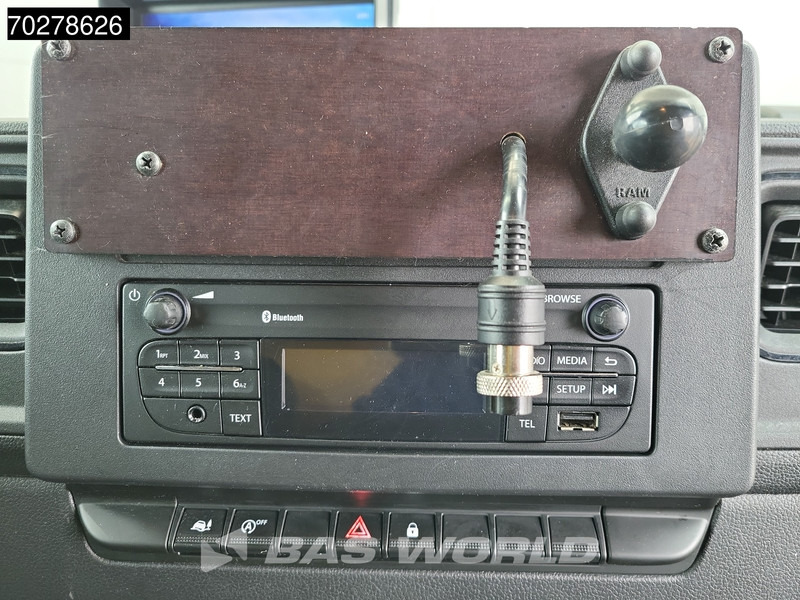 Box van Renault Master 150PK Bakwagen Airco Cruise Luchtvering Meubelbak Plancher Verkoopwagen Foodtruck Paardenwagen 18m3 Airco Cruise control: picture 12