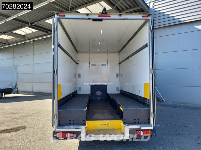 Renault Master 150PK Bakwagen Airco Cruise Luchtvering Meubelbak Plancher Verkoopwagen Foodtruck Paardenwagen Airco Cruise control - Box van: picture 3 Renault Master 150PK Bakwagen Airco Cruise Luchtvering Meubelbak Plancher Verkoopwagen Foodtruck Paardenwagen Airco Cruise control - Box van: picture 3