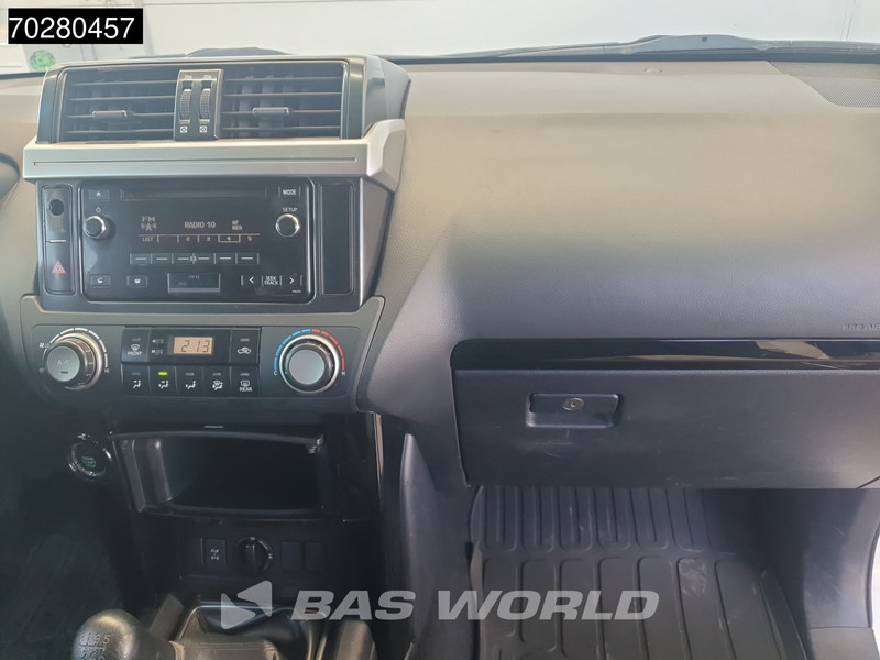 Lease a Toyota Land Cruiser 2.8 D-4D 177 PK Euro6 3DRS VAN 3.5t trekhaak Warn Lier Airco PDC 2m3 Airco Trekhaak Toyota Land Cruiser 2.8 D-4D 177 PK Euro6 3DRS VAN 3.5t trekhaak Warn Lier Airco PDC 2m3 Airco Trekhaak: picture 12