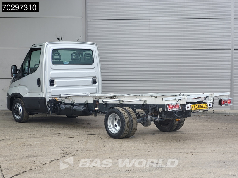 Iveco Daily 35C16 Chassis Cabine 410WB Dubbellucht 160PK Airco Cruise Euro6 Fahrgestell Cruise control - Van: picture 2 Iveco Daily 35C16 Chassis Cabine 410WB Dubbellucht 160PK Airco Cruise Euro6 Fahrgestell Cruise control - Van: picture 2