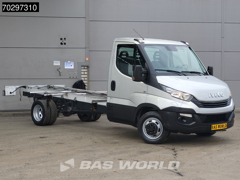Iveco Daily 35C16 Chassis Cabine 410WB Dubbellucht 160PK Airco Cruise Euro6 Fahrgestell Cruise control - Van: picture 3 Iveco Daily 35C16 Chassis Cabine 410WB Dubbellucht 160PK Airco Cruise Euro6 Fahrgestell Cruise control - Van: picture 3