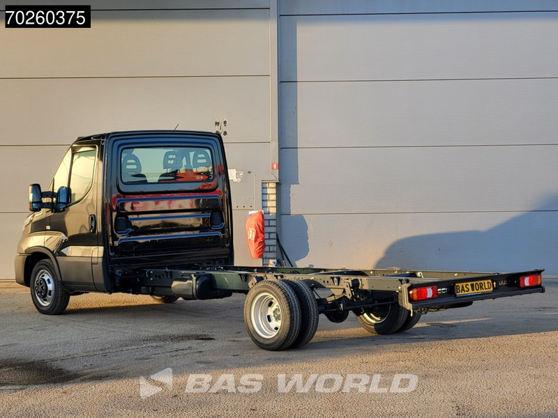 Iveco Daily 35C21 Automaat 410wb Dubbellucht 2025model Chassis Cabine ACC Fahrgestell Airco - Van: picture 2 Iveco Daily 35C21 Automaat 410wb Dubbellucht 2025model Chassis Cabine ACC Fahrgestell Airco - Van: picture 2