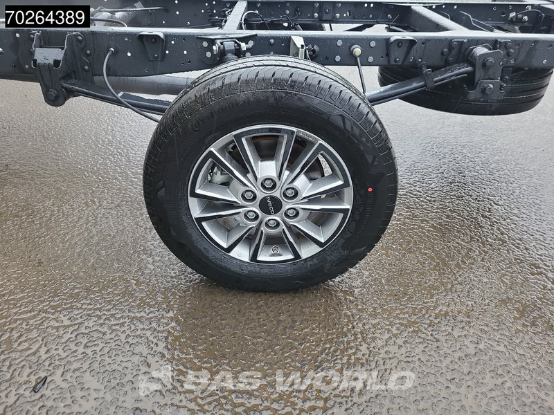 New Van Iveco Daily 35S18 Automaat 410WB Chassis Cabine LED Navi ACC Camera Fahrgestell Airco: picture 7 New Van Iveco Daily 35S18 Automaat 410WB Chassis Cabine LED Navi ACC Camera Fahrgestell Airco: picture 7