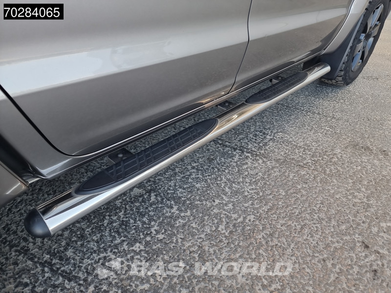 Pickup truck Volkswagen Amarok 260PK V6 4motion Automaat 260PK Trekhaak LED Navi Airco Cruise Camera Parkeersensoren Euro6 4wd Allrad 3m3 Airco Trekhaak Cruise: picture 12
