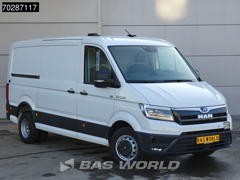 Volkswagen Crafter 177pk Automaat L3H2 180PK Dubbellucht 3t Trekgewicht Navi Camera Parkeersensoren Airco Cruise L2H1 Airco Cruise control - Panel van: picture 3 Volkswagen Crafter 177pk Automaat L3H2 180PK Dubbellucht 3t Trekgewicht Navi Camera Parkeersensoren Airco Cruise L2H1 Airco Cruise control - Panel van: picture 3