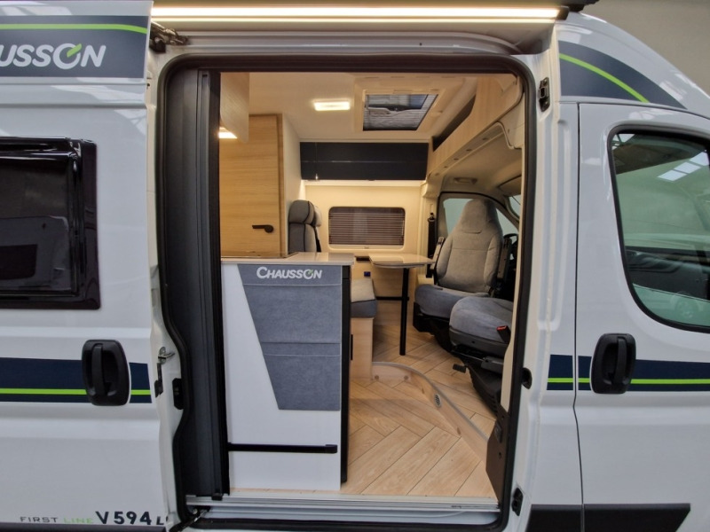 Chausson First Line V594L - Camper van: picture 3 Chausson First Line V594L - Camper van: picture 3