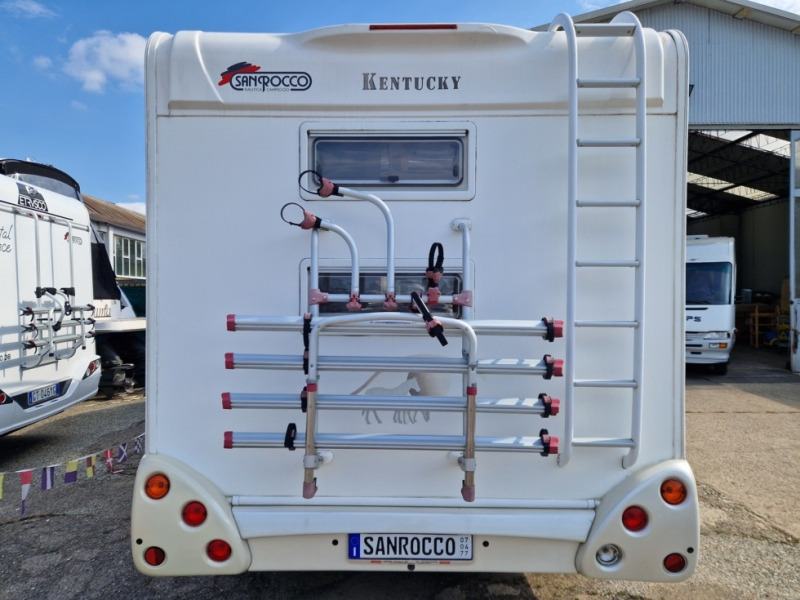 Rimor Kentucky Estro 9 - Alcove motorhome: picture 3 Rimor Kentucky Estro 9 - Alcove motorhome: picture 3