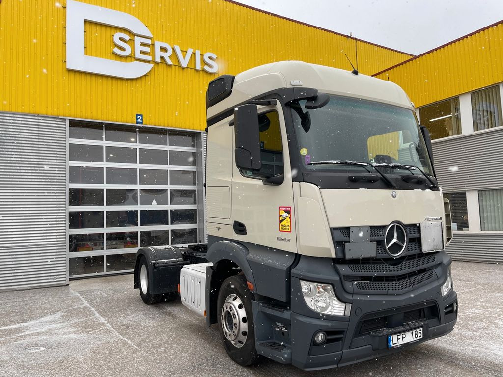 Mercedes-Benz Actros 1843 ADR 7 unit - Tractor unit: picture 2 Mercedes-Benz Actros 1843 ADR 7 unit - Tractor unit: picture 2