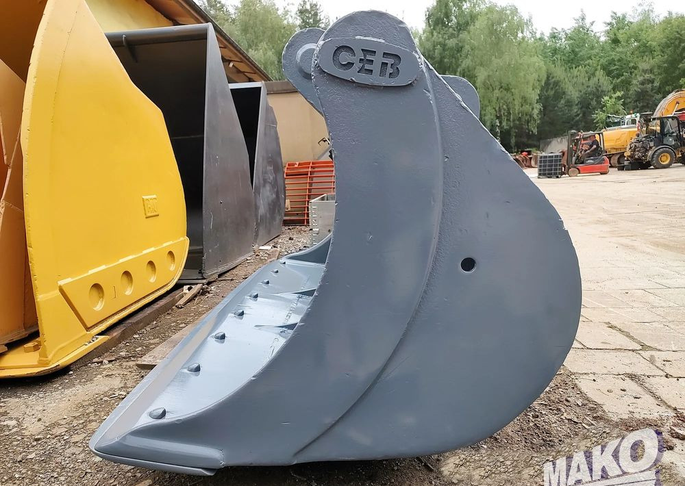 Łyżka skarpowa 210cm Miller fi 90 - Attachment for Construction machinery: picture 2 Łyżka skarpowa 210cm Miller fi 90 - Attachment for Construction machinery: picture 2