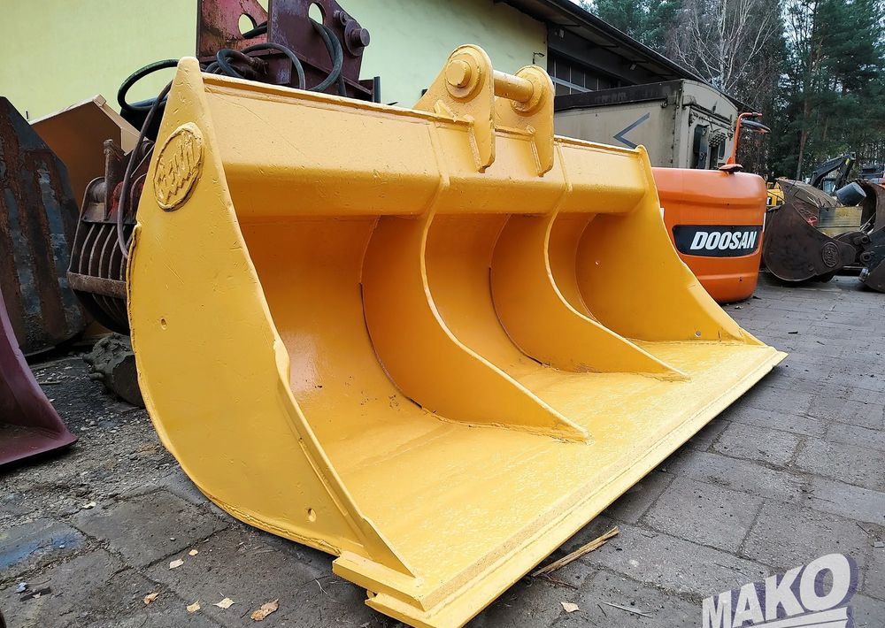 Łyżka skarpowa Geith 280cm Miller fi 90 - Attachment for Construction machinery: picture 1 Łyżka skarpowa Geith 280cm Miller fi 90 - Attachment for Construction machinery: picture 1