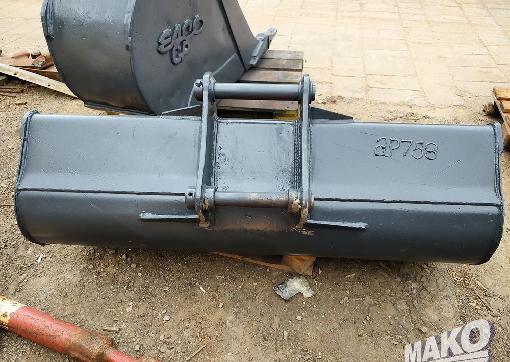 Łyżka skarpowa Rhinox 150cm koparko-ładowarka CAT 428 432 442 444 - Attachment for Construction machinery: picture 3 Łyżka skarpowa Rhinox 150cm koparko-ładowarka CAT 428 432 442 444 - Attachment for Construction machinery: picture 3