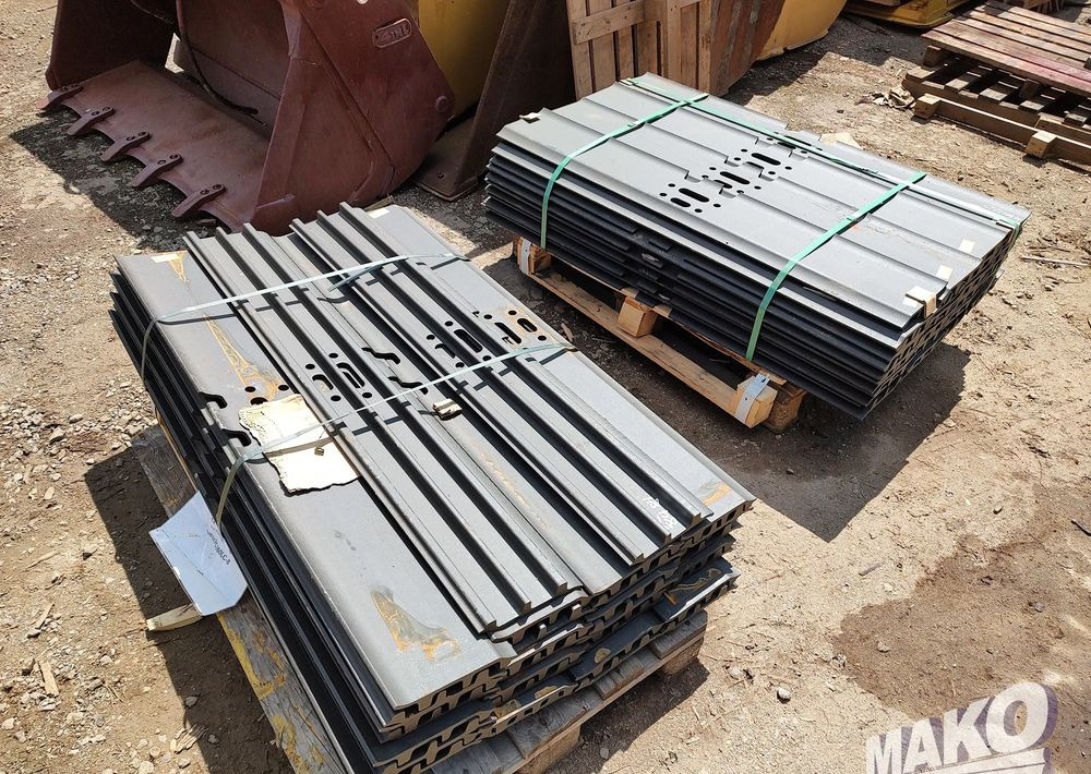 Klepki płyty gąsienic 140cm NOWE - Track for Construction machinery: picture 1 Klepki płyty gąsienic 140cm NOWE - Track for Construction machinery: picture 1