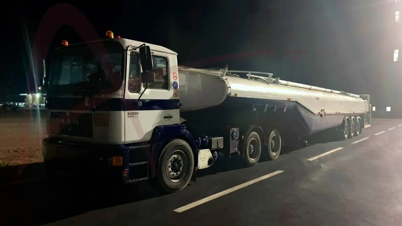 MAN 33-343 - Tank truck: picture 5 MAN 33-343 - Tank truck: picture 5