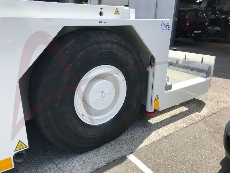 SCHOPF F396W - Pushback tractor: picture 5 SCHOPF F396W - Pushback tractor: picture 5