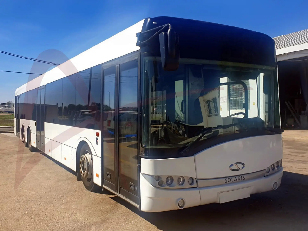 SOLARIS URBINO 15 - Airport bus: picture 1 SOLARIS URBINO 15 - Airport bus: picture 1