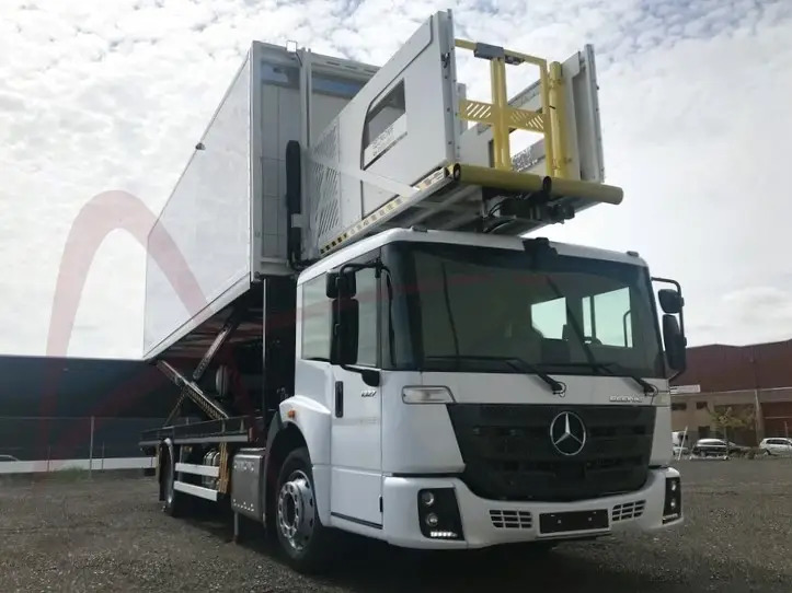 TECNOVE ECONIC 1827 - Airport catering truck: picture 1 TECNOVE ECONIC 1827 - Airport catering truck: picture 1