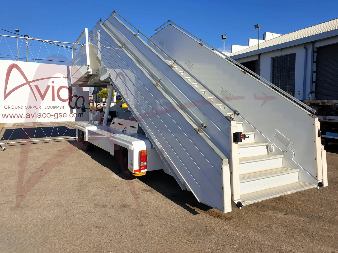 TLD ABS-580 - Passenger stairs: picture 3 TLD ABS-580 - Passenger stairs: picture 3