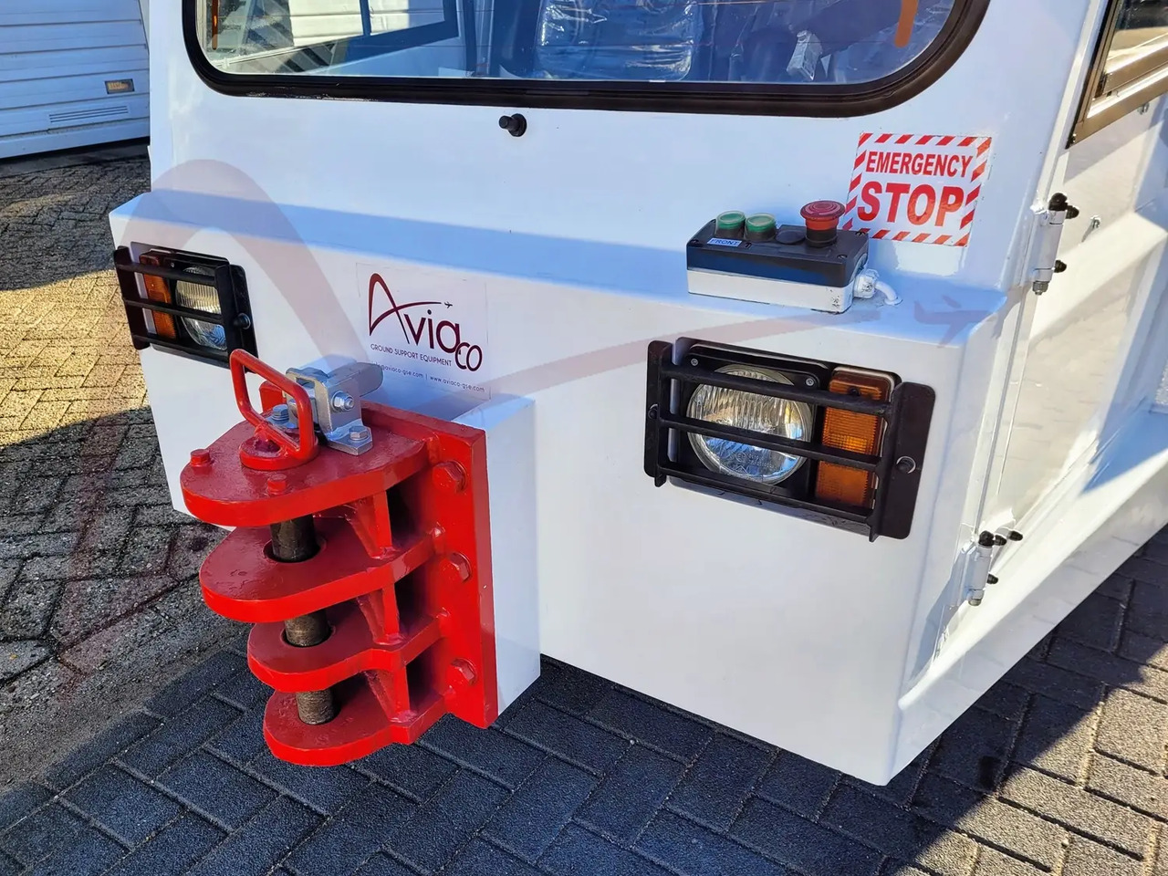 TLD TMX-100 - Pushback tractor: picture 4 TLD TMX-100 - Pushback tractor: picture 4