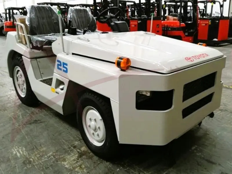 TOYOTA 02-2TD25 - Baggage tractor: picture 1 TOYOTA 02-2TD25 - Baggage tractor: picture 1