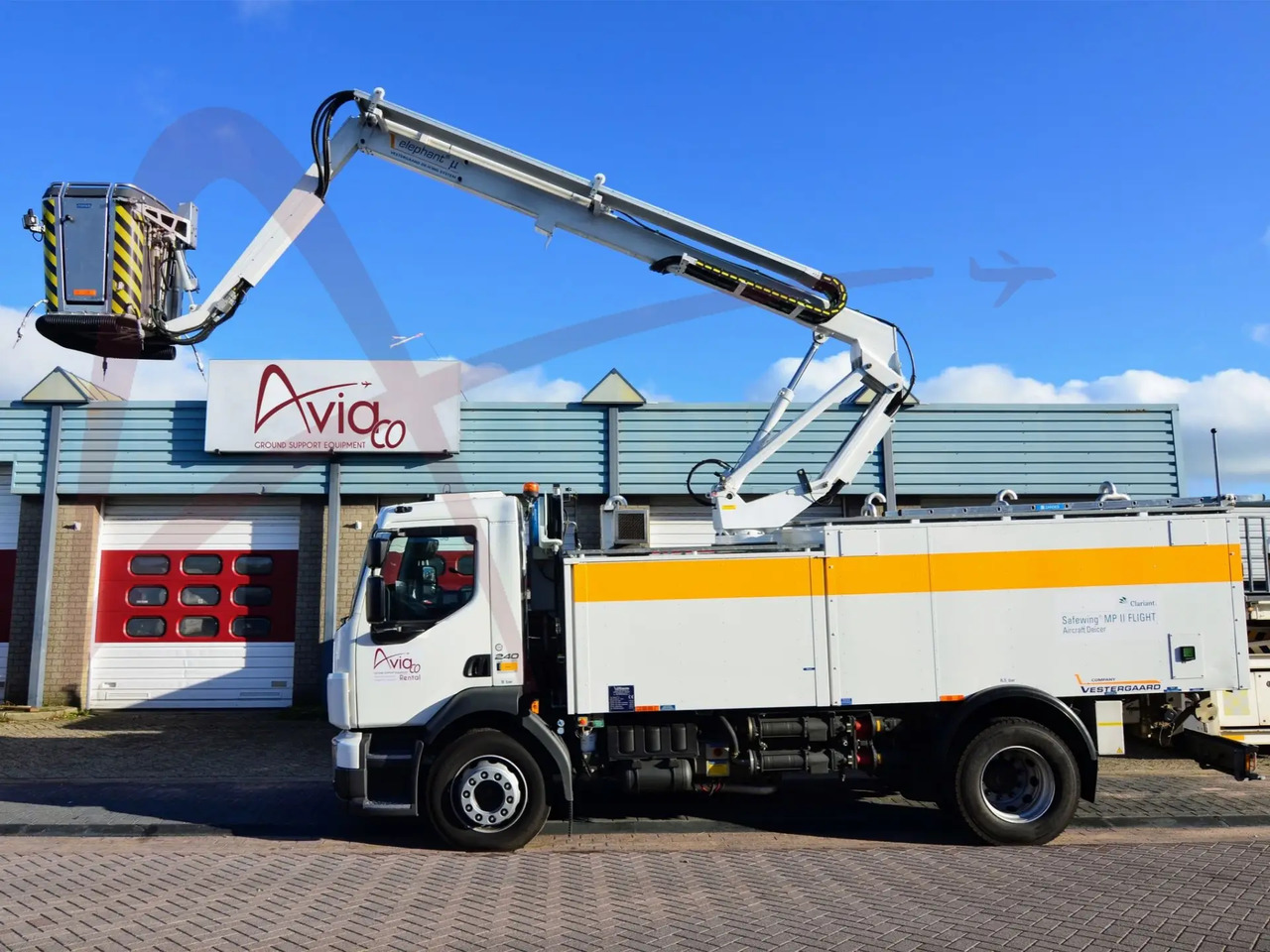 VESTERGAARD ELEPHANT MY - Aircraft deicer: picture 1 VESTERGAARD ELEPHANT MY - Aircraft deicer: picture 1