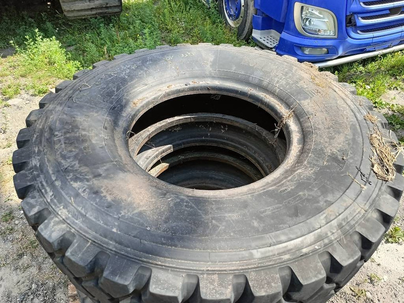 Michelin 12.00R20 , 14.00R20, 335/80R20 , 395/85R2 365/80R2 - Wheels and tires for Construction machinery: picture 3 Michelin 12.00R20 , 14.00R20, 335/80R20 , 395/85R2 365/80R2 - Wheels and tires for Construction machinery: picture 3