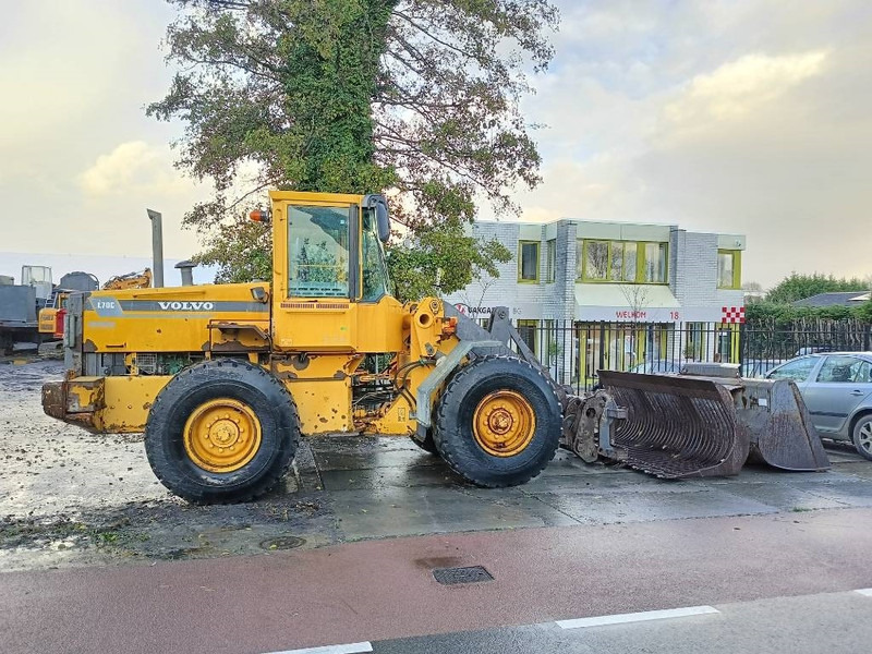 Volvo L 70 C shovel wiellader loader shovel + 3 bakken - Wheel loader: picture 5 Volvo L 70 C shovel wiellader loader shovel + 3 bakken - Wheel loader: picture 5