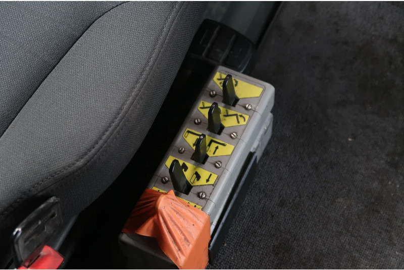 Cable system truck Scania R450 6X2/ HOOKLIFT 20T/ RETARDER/ LIFT/: picture 9