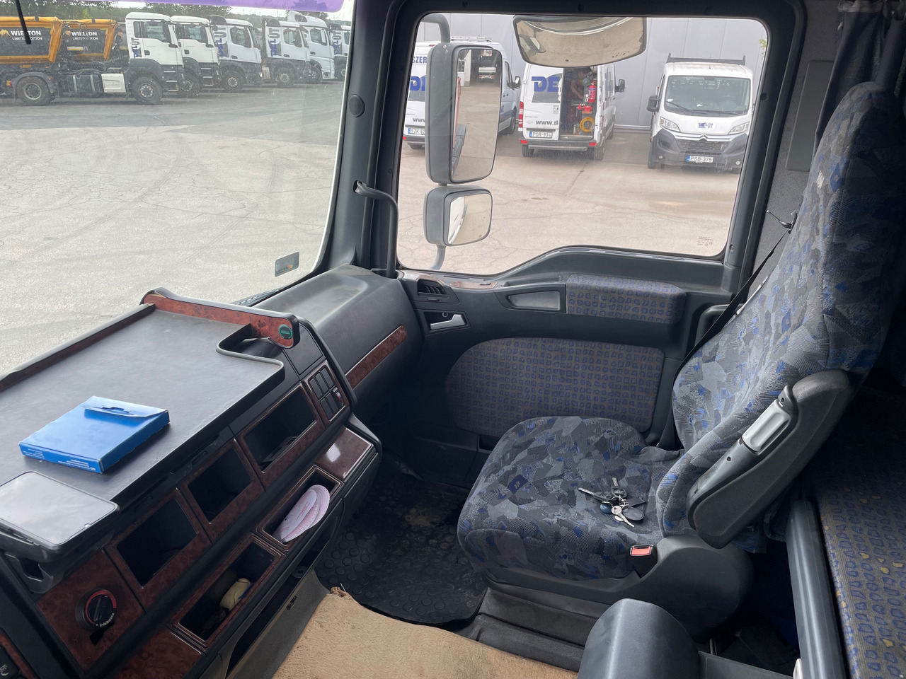 MAN TGA 26.480 6x4 - Tractor unit: picture 5 MAN TGA 26.480 6x4 - Tractor unit: picture 5