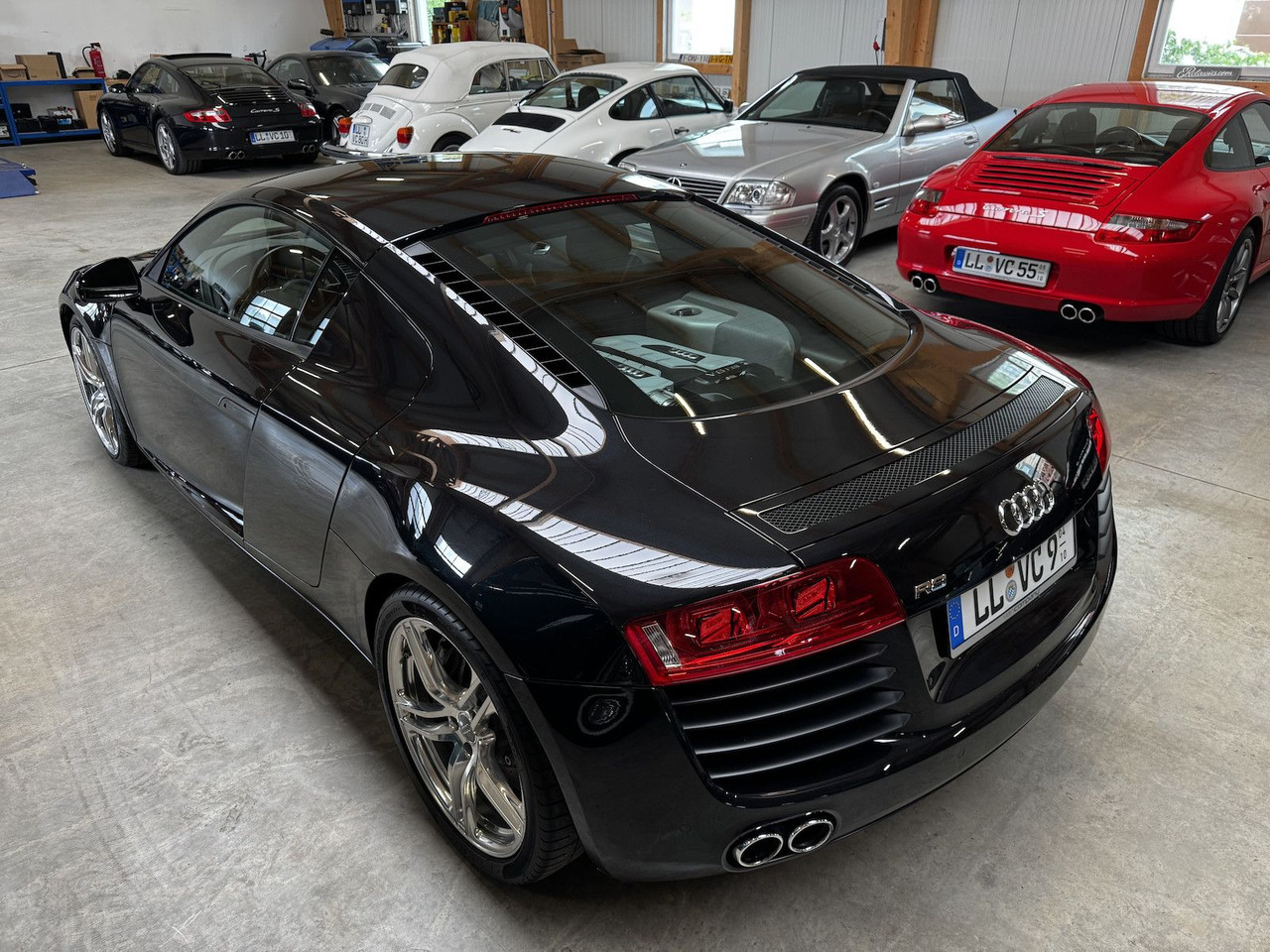 Car Audi R8 4.2 FSI V8 quattro Coupé: picture 9
