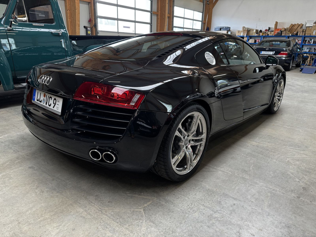 Car Audi R8 4.2 FSI V8 quattro Coupé: picture 6