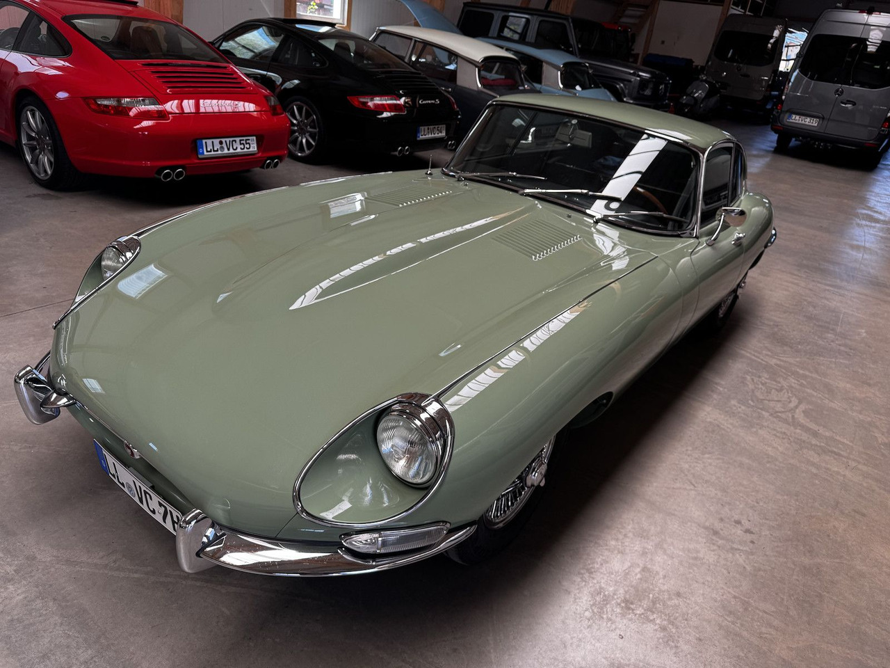Car Jaguar E-Type 4.2 Litre Serie 1.5 FHC: picture 10