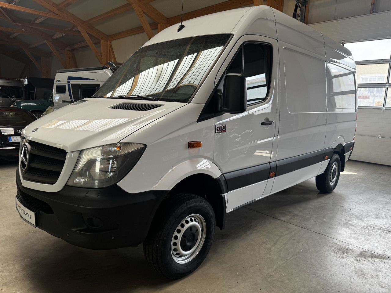 Mercedes-Benz Sprinter 319 CDI 4x4 3.0 V6 Untersetzung 1a! - Camper van: picture 1 Mercedes-Benz Sprinter 319 CDI 4x4 3.0 V6 Untersetzung 1a! - Camper van: picture 1