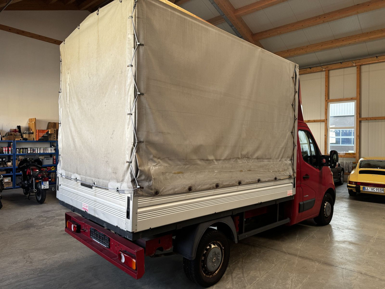 Renault Master 2.3 HDI L2 Pritsche Plane - Curtain side van: picture 5 Renault Master 2.3 HDI L2 Pritsche Plane - Curtain side van: picture 5