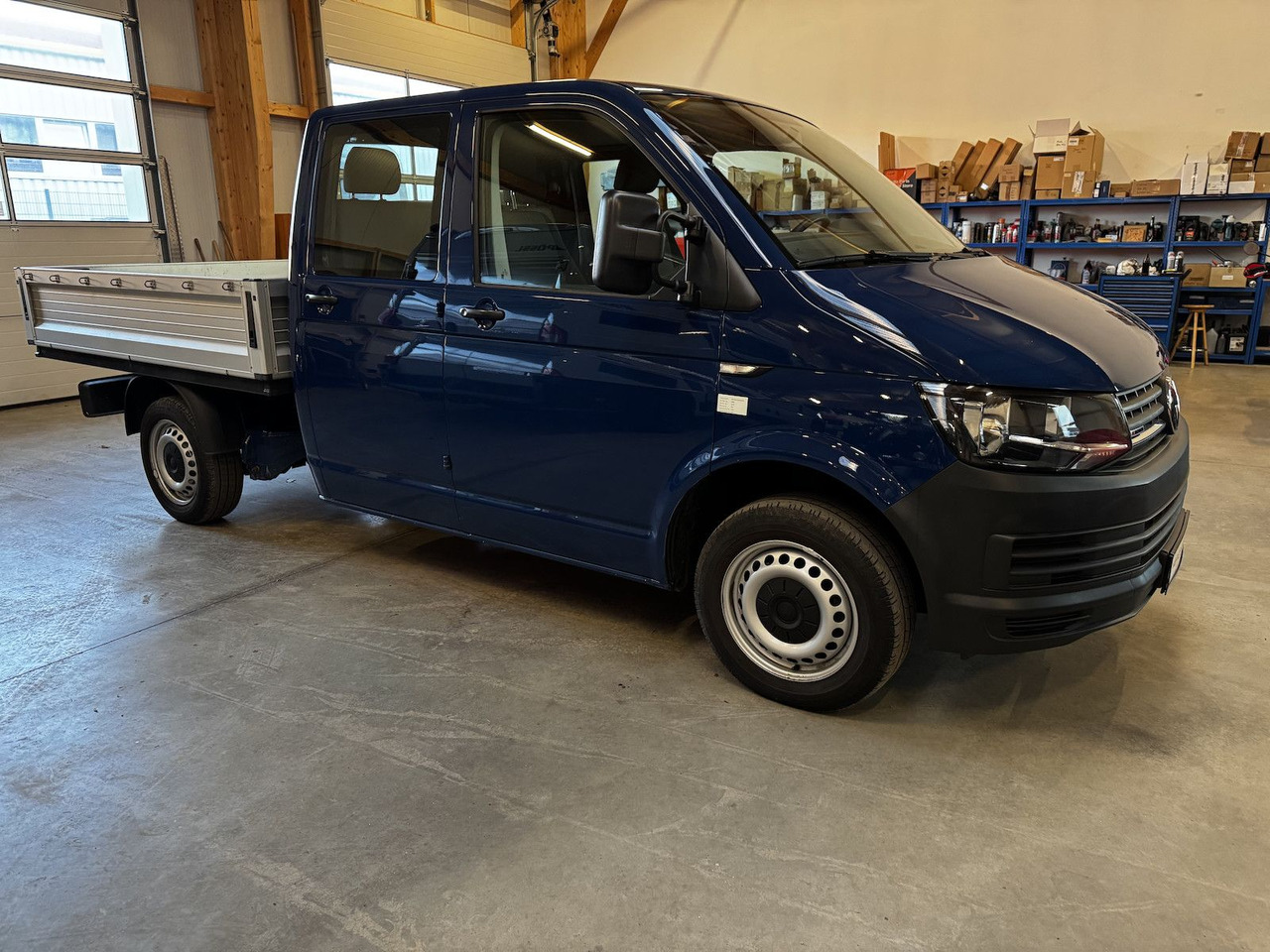 Volkswagen T6 Doka Pritsche 2.0 TDI 4Motion 4x4 indienblau - Flatbed van: picture 4 Volkswagen T6 Doka Pritsche 2.0 TDI 4Motion 4x4 indienblau - Flatbed van: picture 4