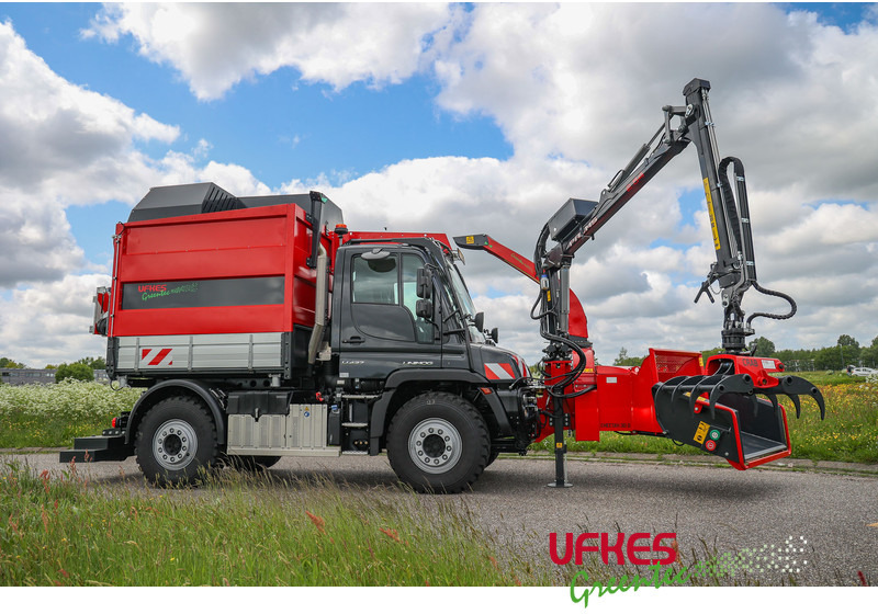 Mercedes-Benz Unimog U 427 Greentec woodchipper combi - Van: picture 1 Mercedes-Benz Unimog U 427 Greentec woodchipper combi - Van: picture 1