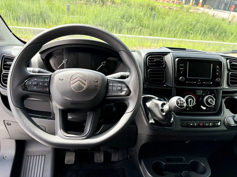 Interior photo 2: New Panel van Citroën Jumper Jumper L3H2 | Leasing