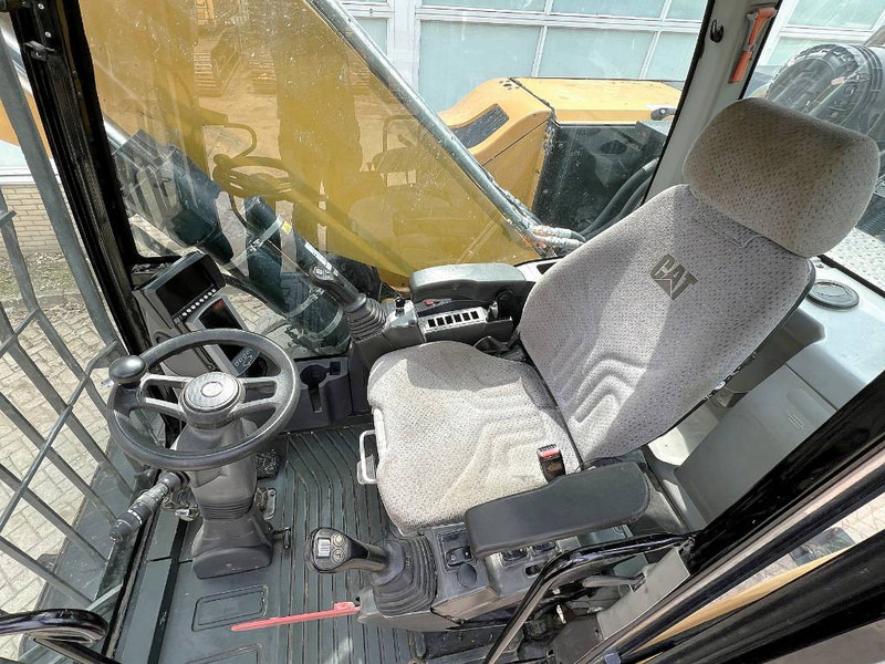 Waste/ Industry handler for transportation of garbage Cat MH3022  2015   CE: picture 8