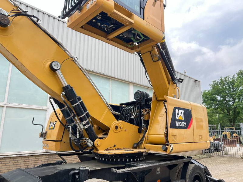 Waste/ Industry handler for transportation of garbage Cat MH3022  2015   CE: picture 17