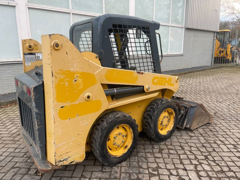Gehl 3840 E     2015 - Skid steer loader: picture 4 Gehl 3840 E     2015 - Skid steer loader: picture 4