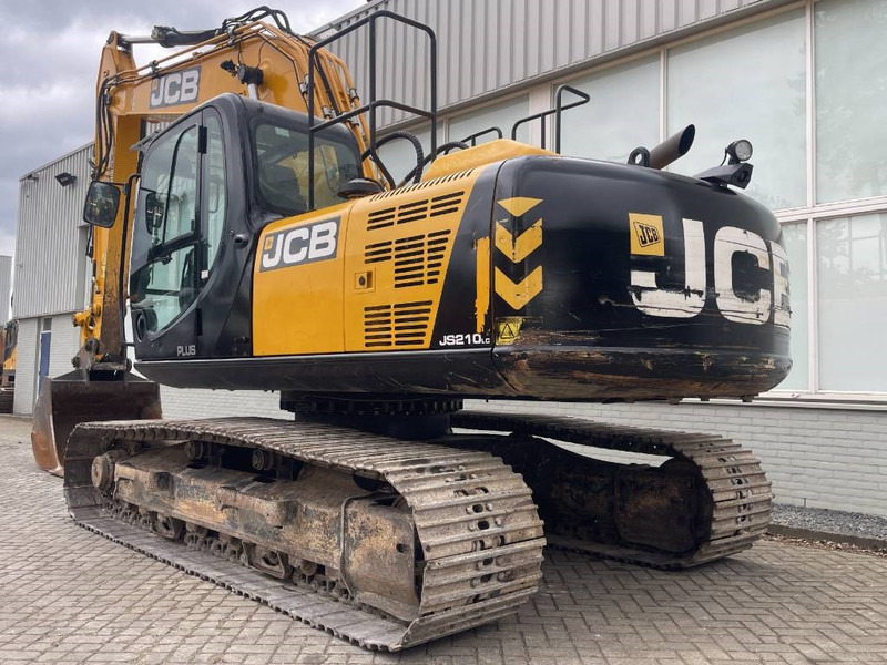 Crawler excavator JCB JS 210 LC 2017: picture 6